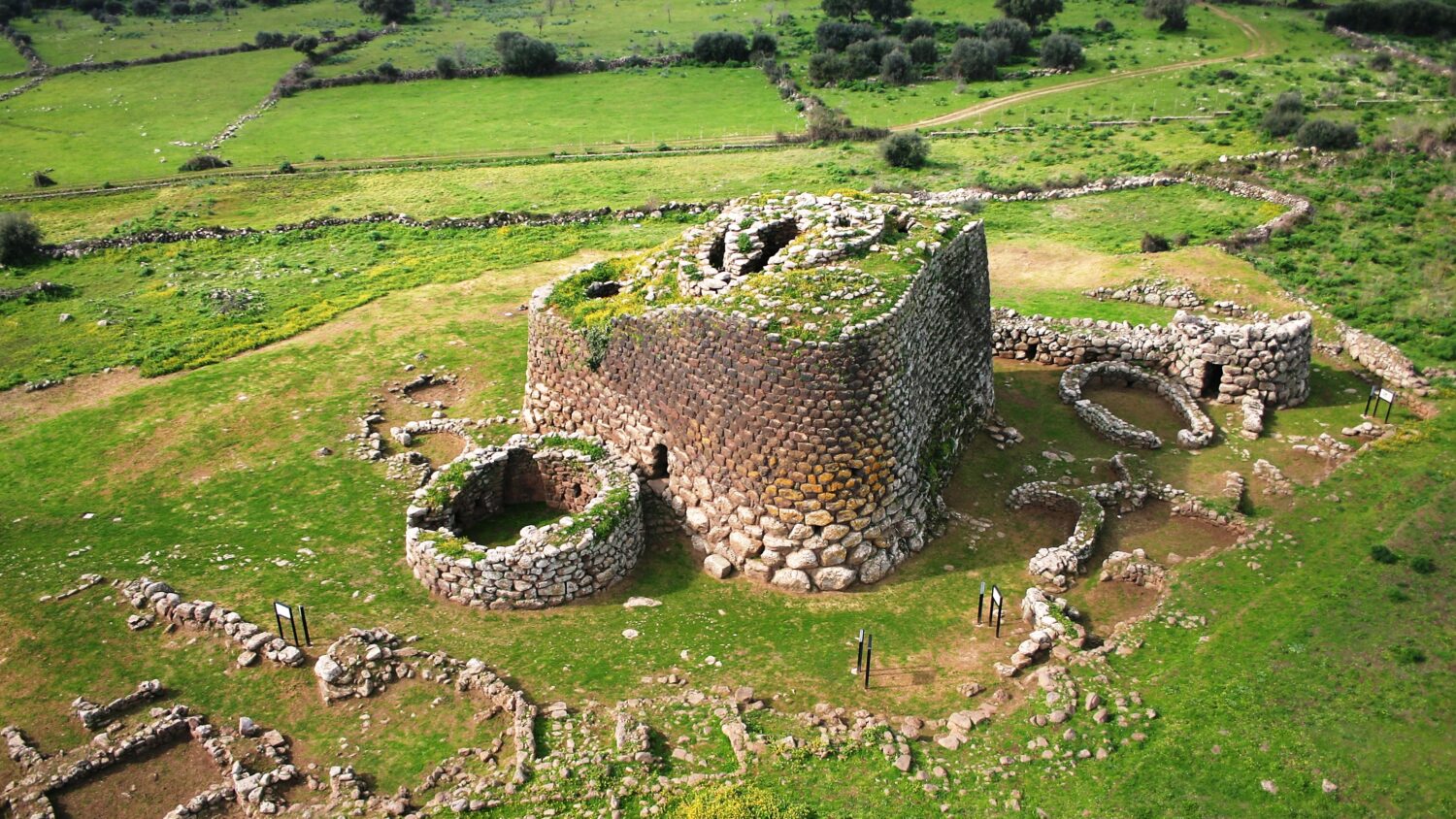 Nuraghe Losa